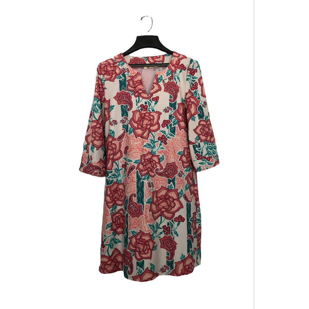 Aryeh Women's Dresses Size Medium Paisley 3/4 Sleeve knee Length Pullover V-Neck